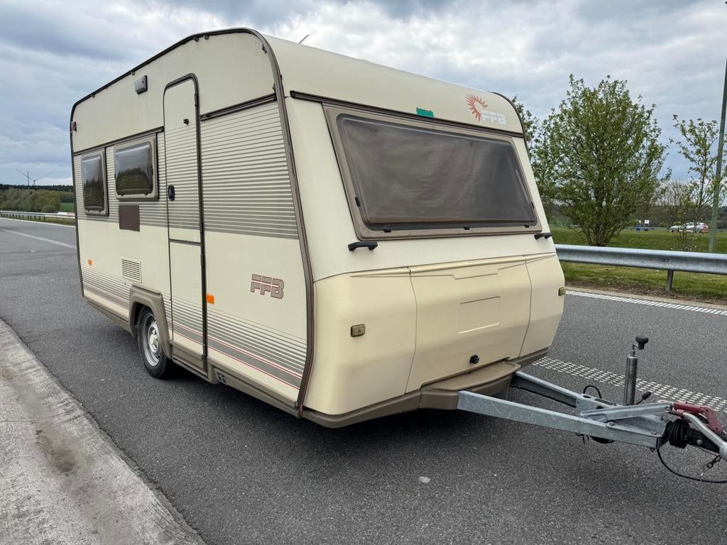 Caravane FFB lire commentaire petit prix, Particulier, Tabbert
