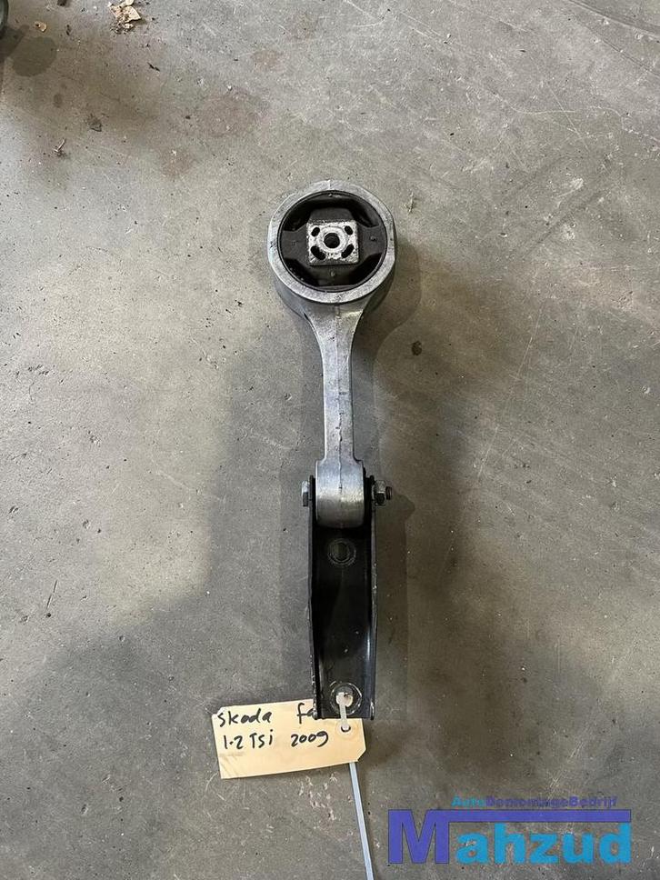 SKODA FABIA 2 1.2 Motorsteun versnellingsbak steun onder, Auto-onderdelen, Motor en Toebehoren, Skoda, Gebruikt