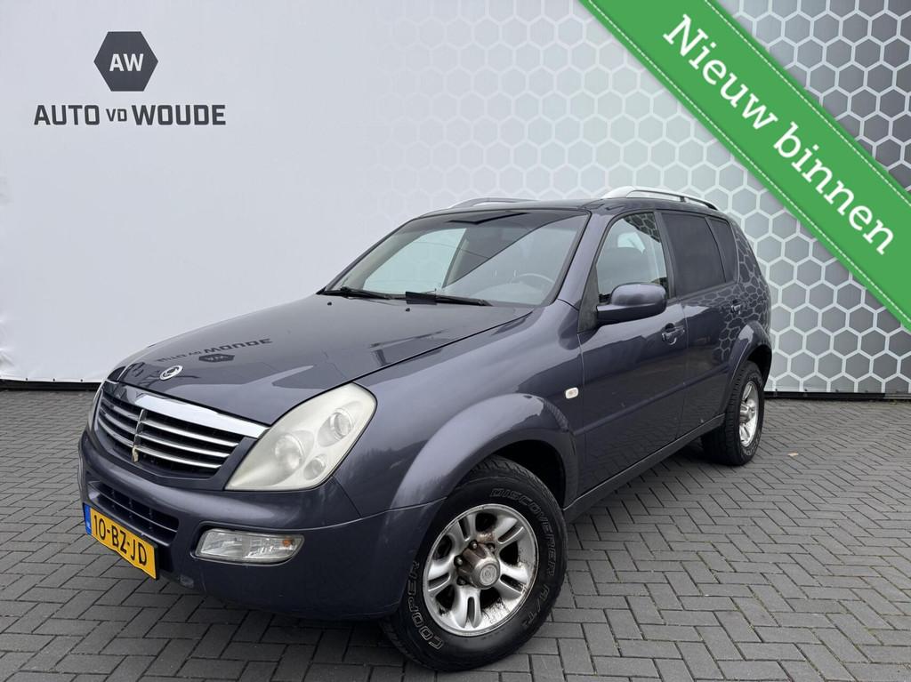 Ssangyong Rexton RX 270 Xdi Trekhaak Grijs kenteken, Automaat, Stof, Gebruikt, 2696 cc