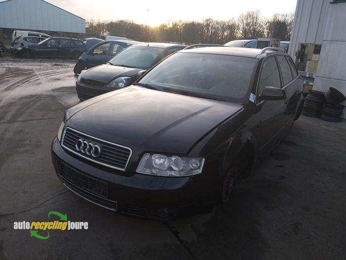 Pare-brise d'un Audi A4, Autos : Pièces & Accessoires, Vitres & Accessoires, Audi, Utilisé, 3 mois de garantie