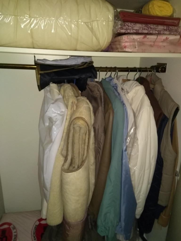 vêtements femme taille 46/48, Kleding | Dames, Grote Maten, Ophalen