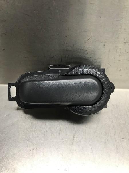 PORTIERGREEP BUITEN LINKS VOOR Nissan NV 200 (M20M), Auto-onderdelen, Carrosserie, Nissan, Voor, Links, Gebruikt