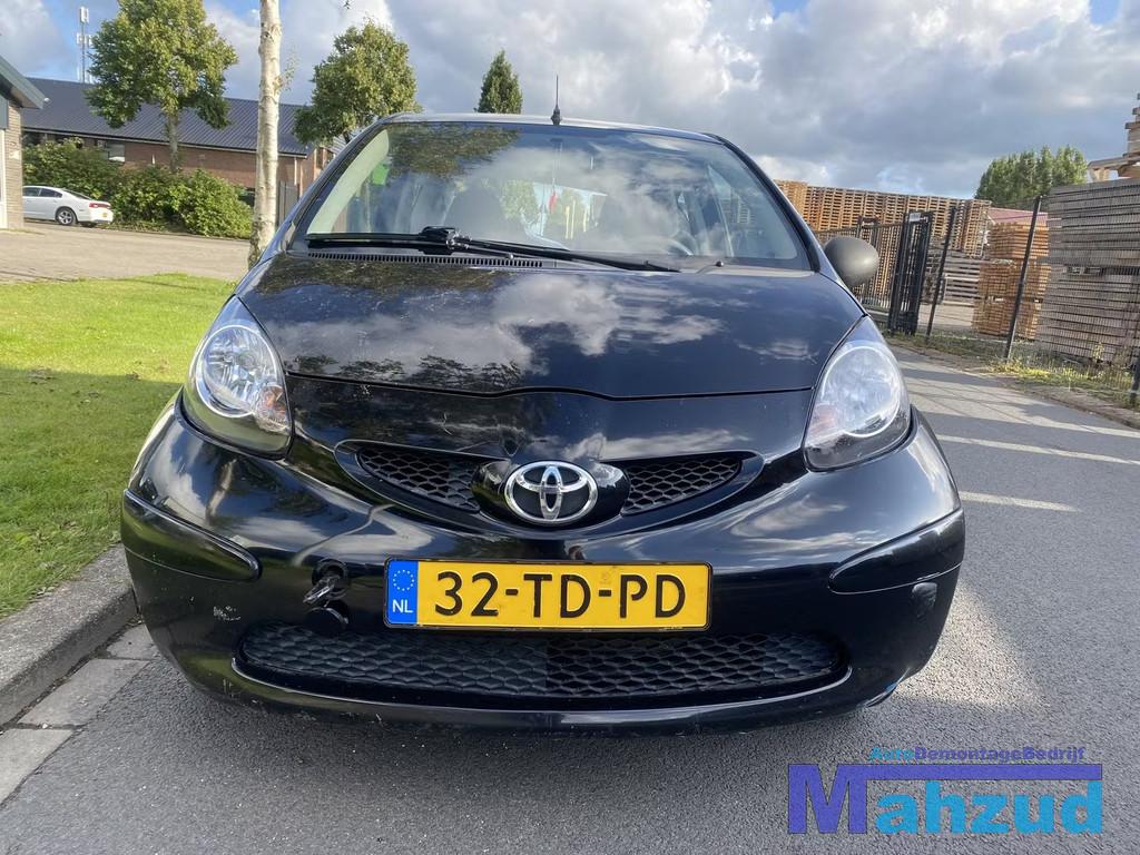 2006 TOYOTA AYGO 1.0 1KRFE Zwart 211 Demontage onderdelen, Auto-onderdelen, Overige Auto-onderdelen, Toyota, Gebruikt