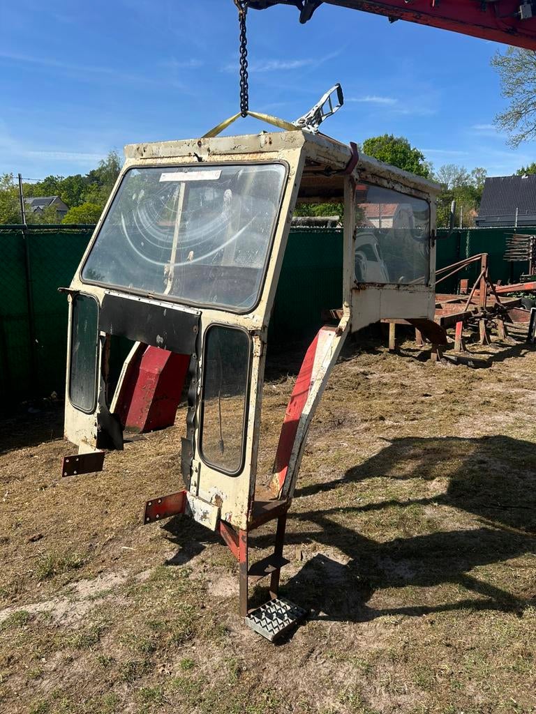 Cabine van international 44 serie, Ophalen