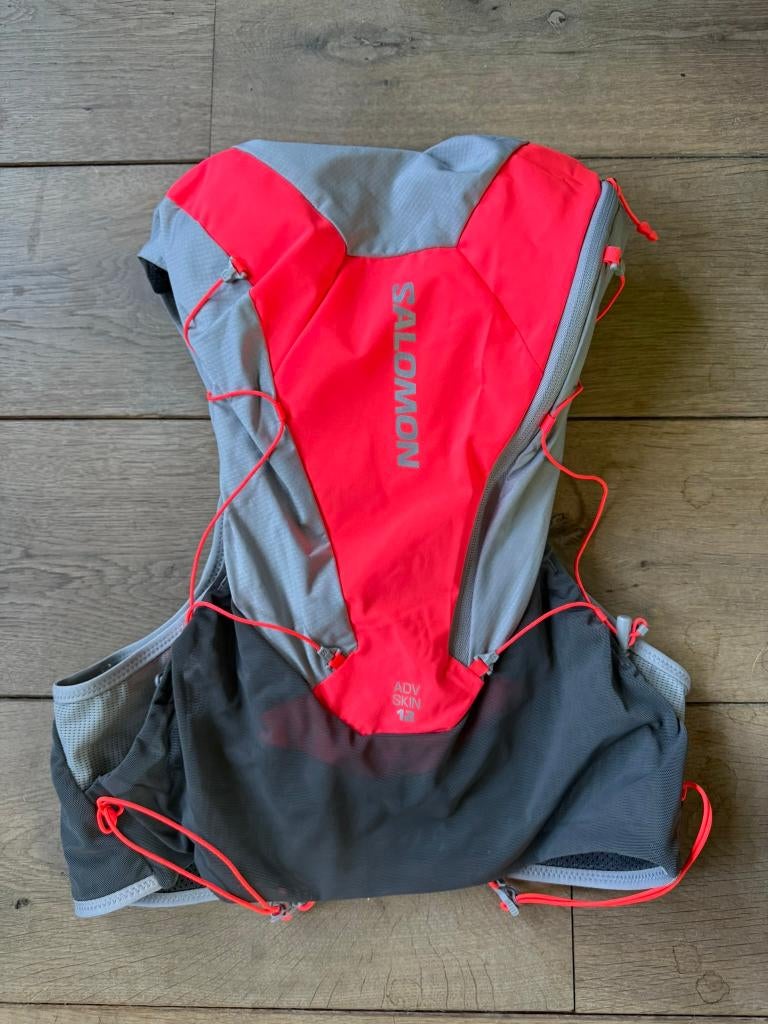 Hydratatievest Salomon ADV Skin 12 roze grijs, Sports & Fitness, Sports & Fitness Autre, Enlèvement ou Envoi, Neuf