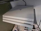 Witte Playstation 4 pro met 2 controllers, Games en Spelcomputers, Ophalen of Verzenden, Zo goed als nieuw