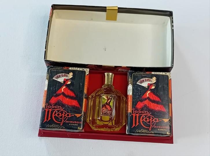 Nueva Maja Vintage doos - Myrurgia, Handtassen en Accessoires, Uiterlijk | Parfum, Verzenden