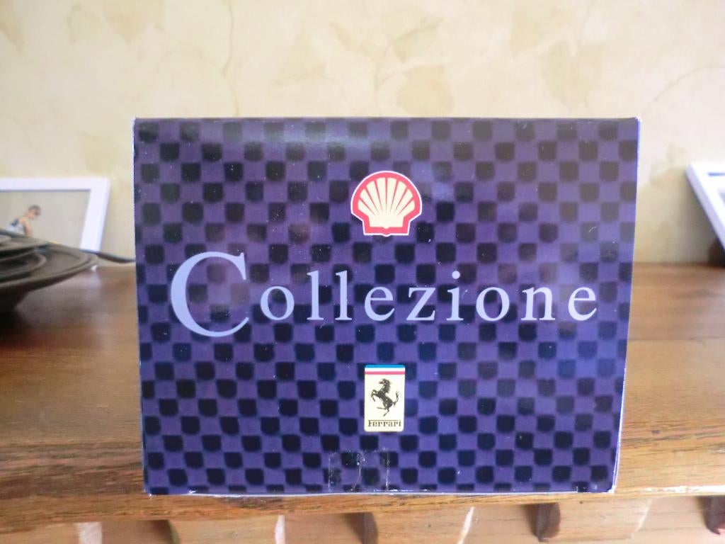 Voiture miniature Ferrari F50, Enlèvement ou Envoi, Comme neuf, Voiture