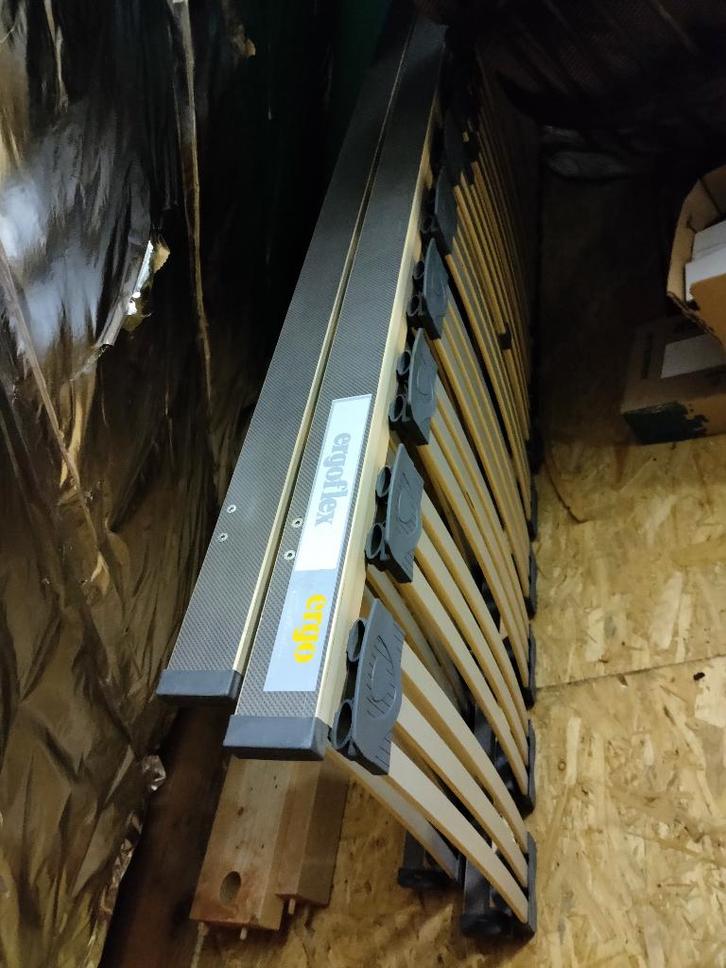 ikea bed malm, Maison & Meubles, Chambre à coucher | Lits, Comme neuf, Queen size, 140 cm, 200 cm, Bois, Brun, Enlèvement