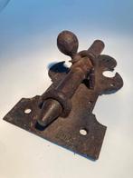 Antieke grendel hand gesmeed, Ophalen