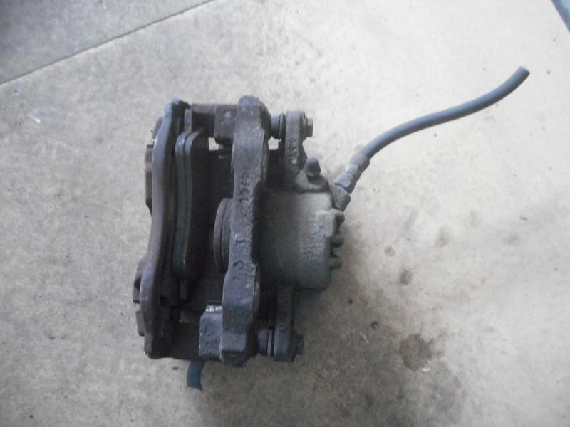 ETRIER DE FREIN AVANT GAUCHE Peugeot 206 CC (2D), Autos : Pièces & Accessoires, Utilisé, Peugeot