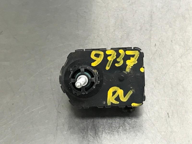 PHARE MOTEUR Toyota HiAce II (01-1989/12-2012), Utilisé, Toyota