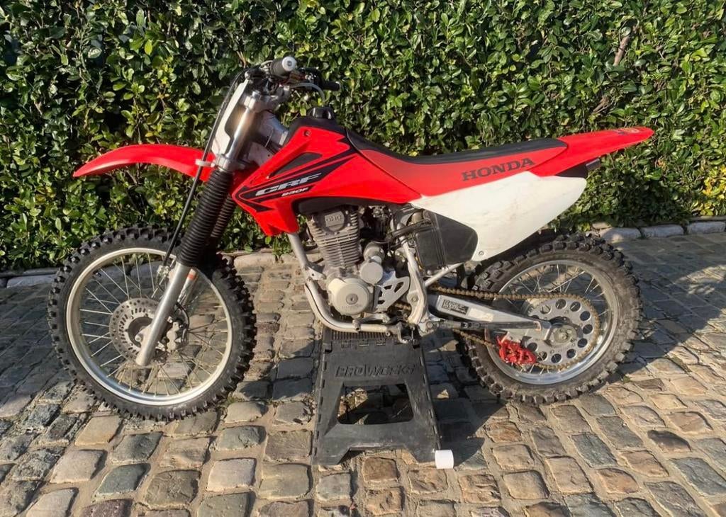 Honda Crf 230f, Fietsen en Brommers, Brommers | Crossbrommers, Zo goed als nieuw, Honda, Ophalen