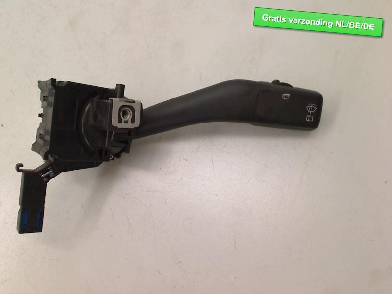 COMMUTATEUR DROIT Volkswagen Golf VI (5K1) (1K0953519), Utilisé, De Bloemendaal 21 21
5221 EB  'S HERTOGENBOSCH, NL, Info@123Parts.nl