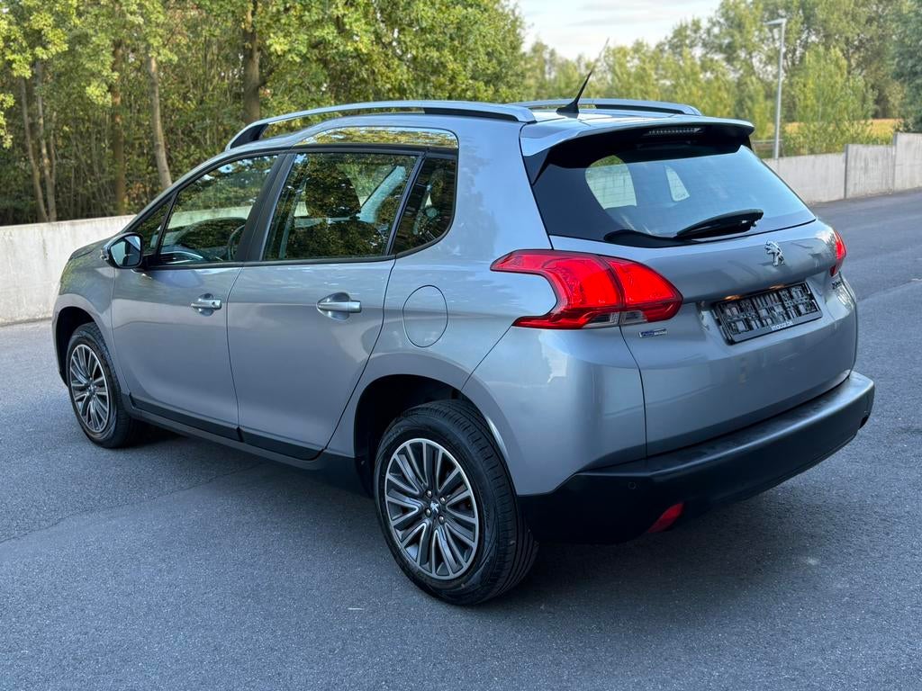 Peugeot 2008 1.2i Benzine 2016 Airco Gps Euro 6B, Auto's, Peugeot, Euro 6, Bedrijf, Handgeschakeld, 5 deurs
