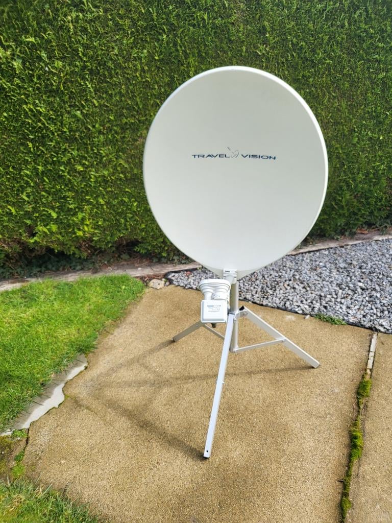 Travel Vision R6-DUO avec téléviseur Denson 21,6 pouces, TV, Hi-fi & Vidéo, Enlèvement