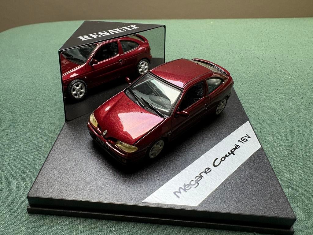 Renault Mégane Coupé 16V  Made in Portugal 1/43 Vitesse, Hobby en Vrije tijd, Modelauto's | 1:43, Ophalen of Verzenden