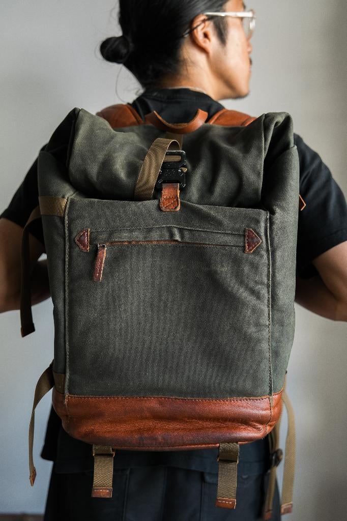 Sac photo Compagnon Backpack – très bon état, Bijoux, Sacs & Beauté, 40 à 50 cm, Cuir, 30 à 40 cm, Enlèvement