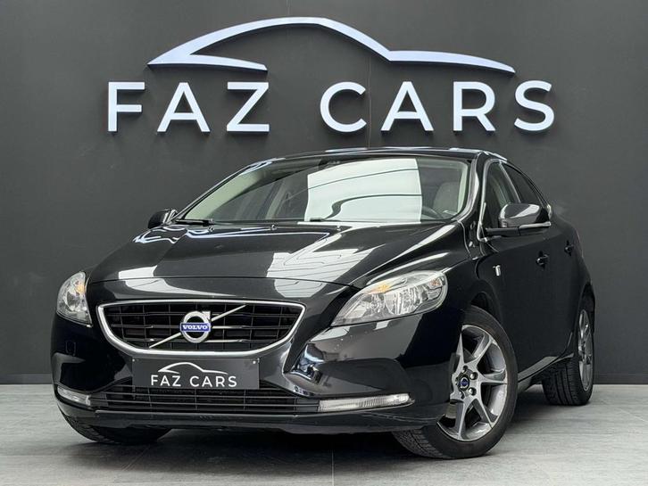 Volvo V40 2.0 D2 Ocean Race * CUIR + CLIM + GPS + GARANTIE *, Autos, Volvo, Entreprise, Achat, V40, ABS, Airbags, Air conditionné