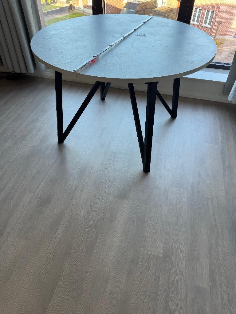 eettafel, Ophalen, Rond, Zo goed als nieuw, Vijf personen of meer