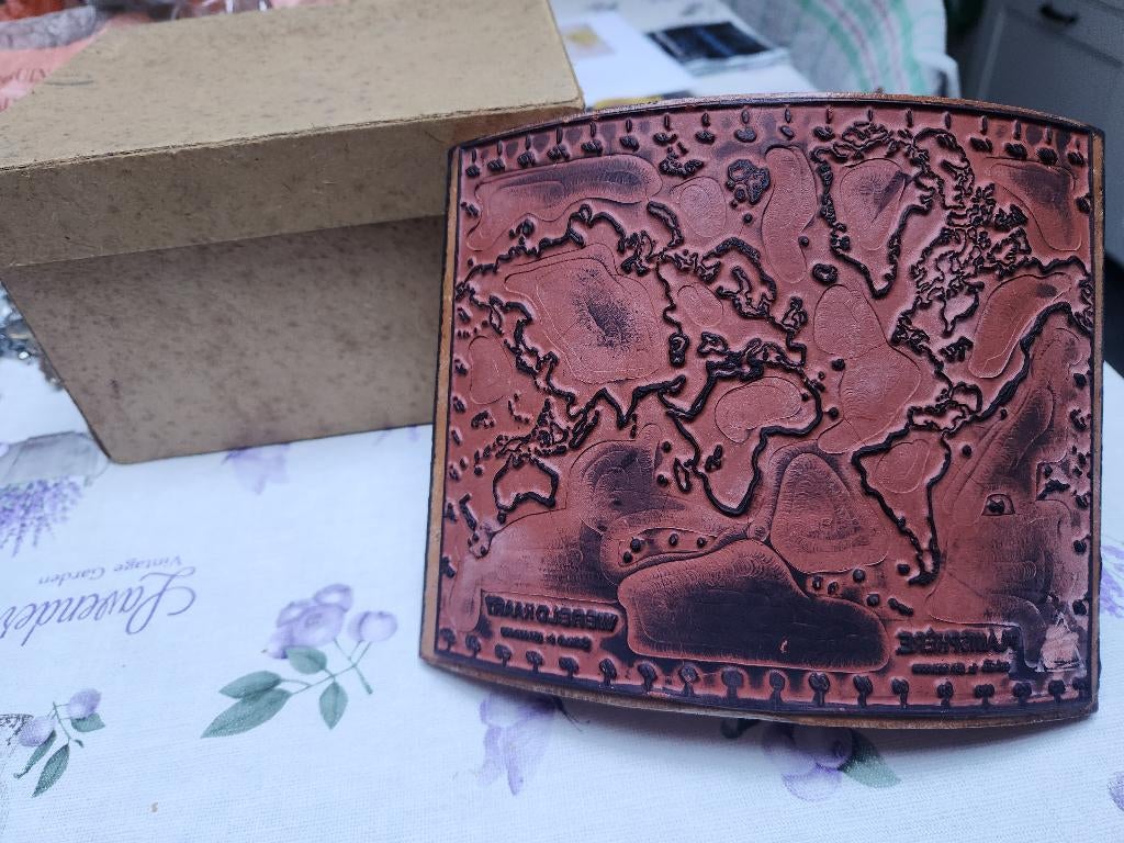 Oude stempel wereldkaart met de doos, Antiek en Kunst, Ophalen of Verzenden