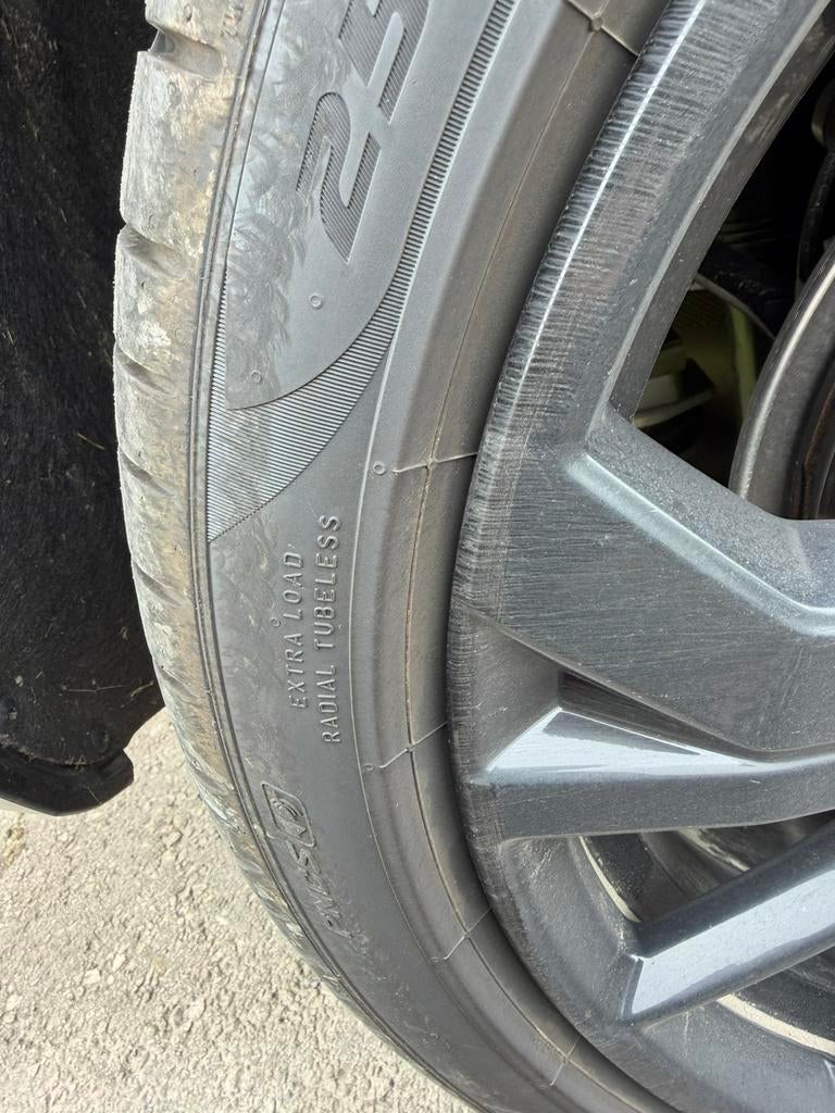 Pirelli Pzero 255/40R21 102V, Enlèvement, Comme neuf