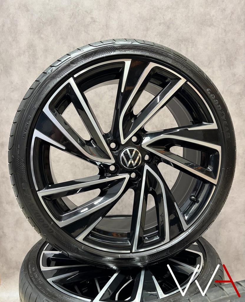 19'' Volkswagen Golf 8 GTI GTD Adelaide velgen origineel, Auto-onderdelen, Banden en Velgen, Banden en Velgen, Zomerbanden, 19 inch