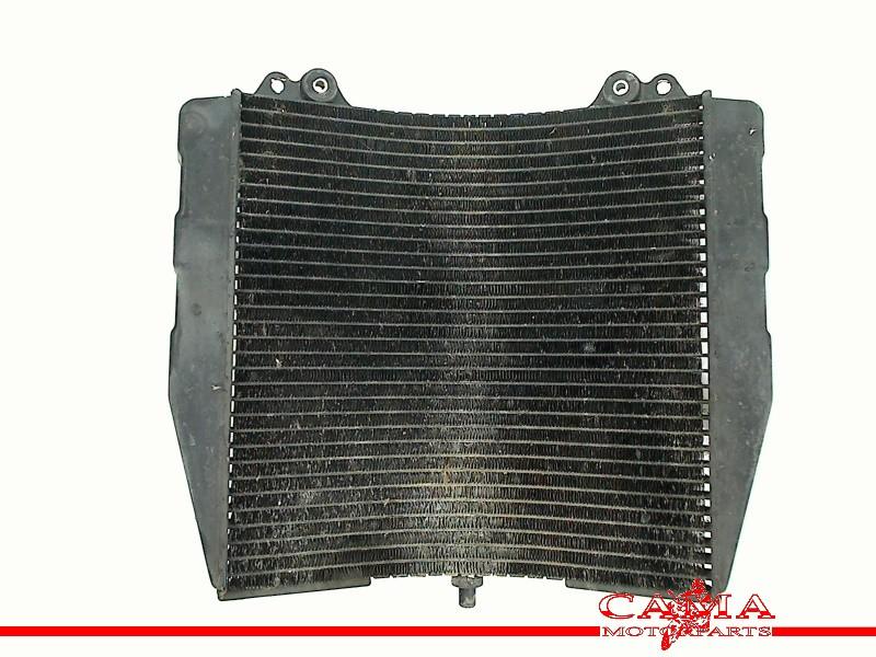 RADIATEUR EAU Suzuki GSX R 750 1992-1995 (GSXR 750 GR7B), Motos, Dhr. S. di Majo, Utilisé, Info@cama-motorparts.nl, P.J. Troelstraweg 8 8
3144 CX  MAASSLUIS, NL