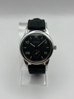 Nomos Club Campus 38 – Réf. 736 – 38,5 mm — Night Steel Back, Bijoux, Sacs & Beauté, Enlèvement ou Envoi, Acier, Cuir