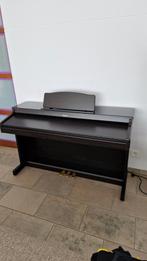 Roland Hp 3e digitaal in mahonie houtafwerking, Musique & Instruments, Pianos, Enlèvement