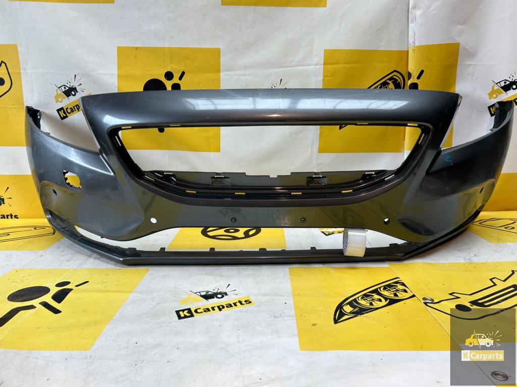 Volvo v40 Voorbumper PDC origineel bumper 13-21, Auto-onderdelen, Carrosserie, Bumper, Volvo, Voor, Gebruikt