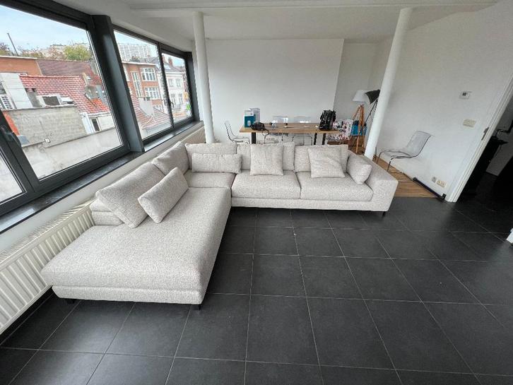 Canapé d'angle Olta Horizon — design belge, état impeccable, Maison & Meubles, Canapés | Salons, Comme neuf, Banc d'angle, Quatre personnes ou plus