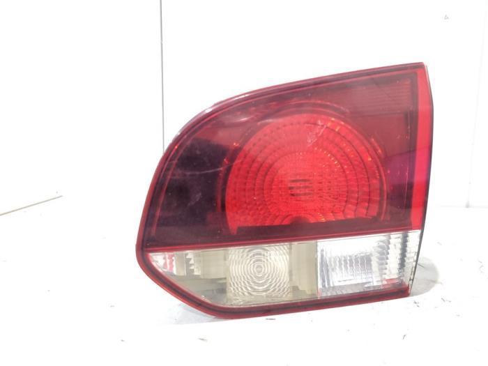 Feu arrière droit d'un Volkswagen Golf, Autos : Pièces & Accessoires, Éclairage, Volkswagen, Utilisé, 3 mois de garantie, Enlèvement ou Envoi