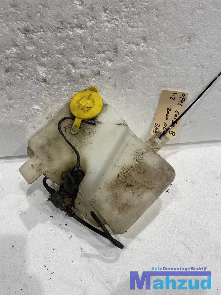 OPEL CORSA B Ruitensproeitank reservoir 1994-1999, Autos : Pièces & Accessoires, Vitres & Accessoires, Opel, Utilisé