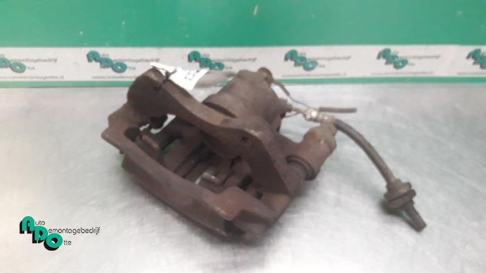 Remklauw (Tang) rechts-voor van een Peugeot Expert (Expert 9, Auto-onderdelen, Remmen en Aandrijving, Peugeot, Gebruikt, 3 maanden garantie