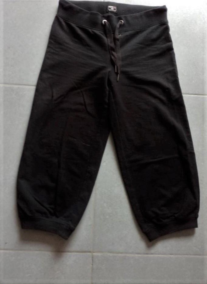 H&M Sport nieuw zwart sportbroek sweat korte broek , XS /S, Kleding | Dames, Sportkleding, H&M Sport, Verzenden, Zwart, Nieuw