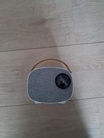 Stijlvolle Home Cinema Beamer - Wit/Grijs met Lederen Look -, Ophalen, Handmatig, Gebruikt