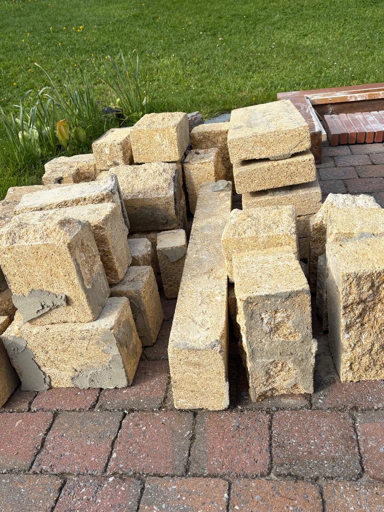 Pierres de France, Enlèvement, Comme neuf, Pierres naturelles