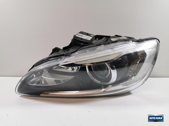 Koplamp links van een Volvo V60, Gebruikt, -, -, Ophalen of Verzenden