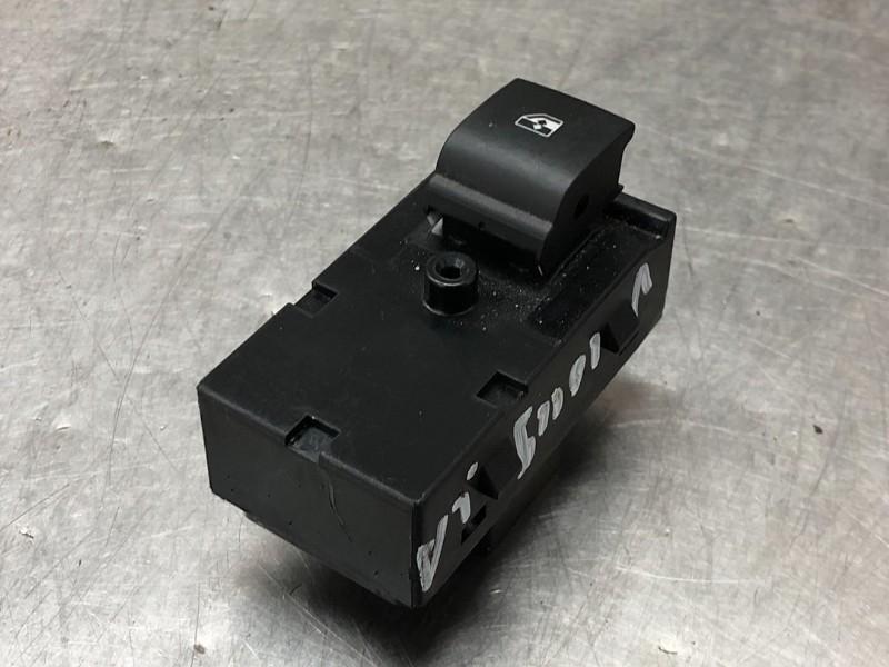 RAAMSCHAKELAAR Daewoo / Chevrolet Cruze (01-2009/12-2015), Gebruikt, Daewoo