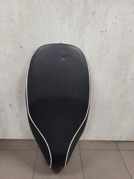 Selle noire Vespa Sprint 125cc, Vélos & Vélomoteurs, Pièces de cyclomoteur | Scooters, Neuf, Vespa, Selle, Enlèvement