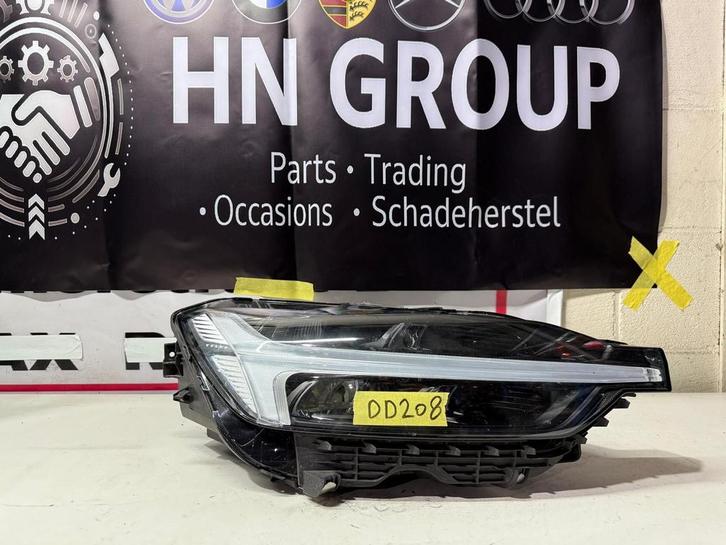 Volvo XC60 koplamp, Autos : Pièces & Accessoires, Éclairage, Utilisé, Enlèvement ou Envoi