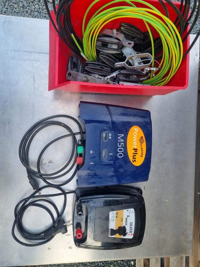 Schrikdraad aparaat gallagher , silver , weidepalen, Dieren en Toebehoren, Stalling en Weidegang