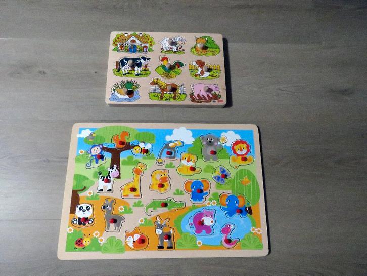 Goki Noppenpuzzel boerderijdieren met geluid, Enfants & Bébés, Jouets | Puzzles pour enfants, Comme neuf, 6 mois à 2 ans, En bois