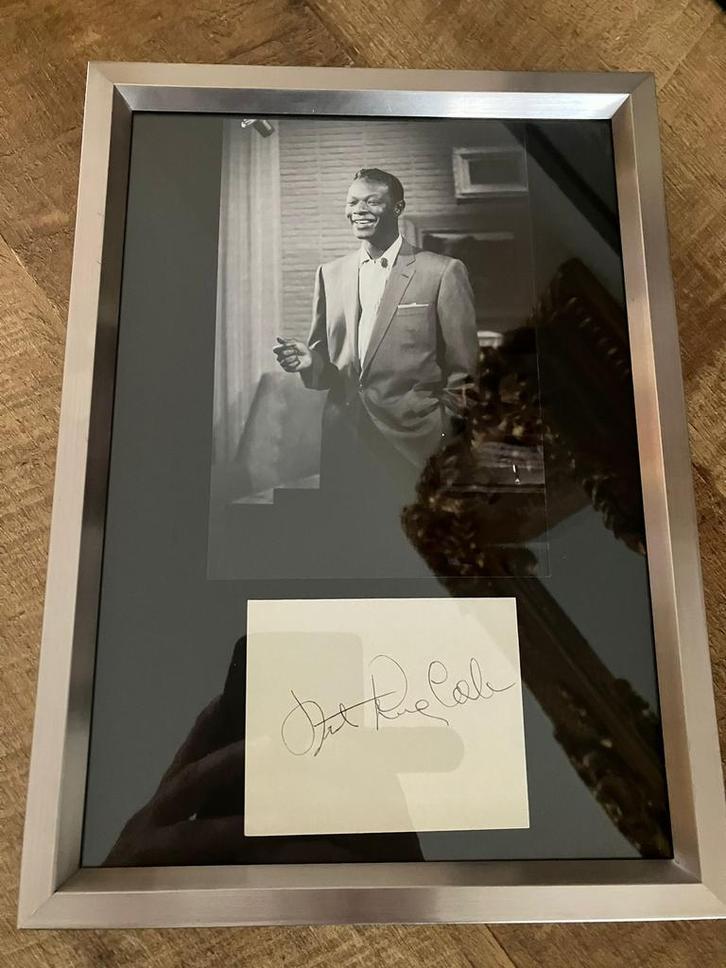 Handtekening Nat King Cole, Verzamelen, Foto's en Prenten, Zo goed als nieuw, Ophalen of Verzenden