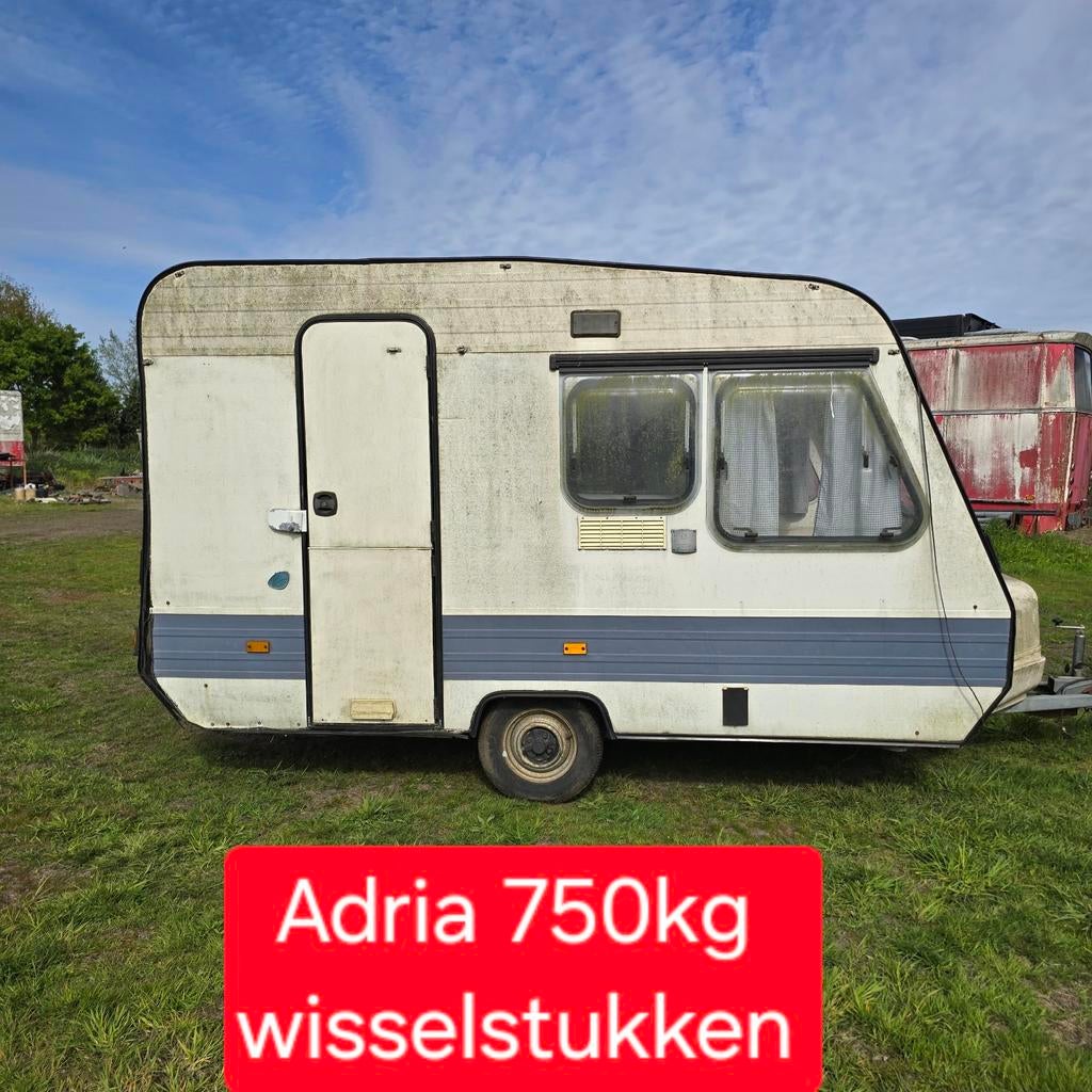 Caravan adria 750kg wisselstukken raam deur keukenblok bouw, Caravans en Kamperen, Caravanaccessoires, Ophalen