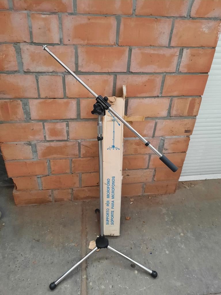 Microfoon statief, Muziek en Instrumenten, Standaarden, Zo goed als nieuw, Microfoon, Ophalen of Verzenden