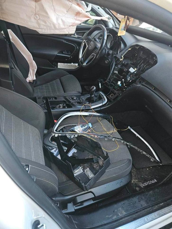 Opel Insignia Biturbo 2.0cdti 143kw 195ch blanc, Autos : Pièces & Accessoires, Moteurs & Accessoires, Opel, Utilisé, Enlèvement ou Envoi