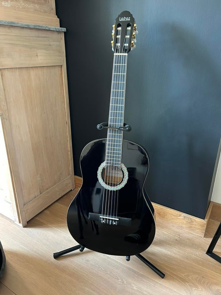 LaPaz klassieke gitaar, Ophalen, Zo goed als nieuw