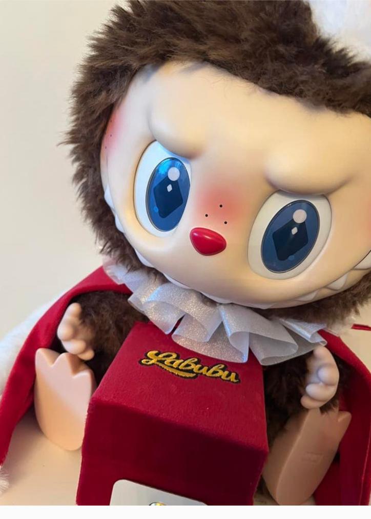 💯% POP MART labubu let’s checkmate KING 37cm SEALED, Enfants & Bébés, Jouets | Vtech, Neuf, Enlèvement